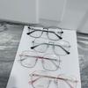Montura grande de titanio no magnético retro Rojo de internet ins libro rojo con el mismo estilo montura de gafas se puede usar para miopía hombres y mujeres Venta al por mayor