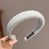 Faixa de cabelo da moda e estilosa na cor café para mulheres, faixa de cabelo versátil de alta qualidade, faixa de cabelo antiderrapante para lavar o rosto, acessório de cabelo estilo coreano