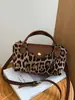 Otoño Invierno Estampado de Leopardo Vintage 2026 Moda Casual Versátil para Mujer Bolso Pequeño Cuadrado de Hombro Cruzado Simple de Mano