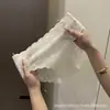 Ropa Interior Femenina Estilo Francés Exquisito y Suave 2026 Nuevo Sin Costuras Impresionante Sexy Alto Valor Tanga de Cintura Baja Más Vendido
