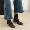 Botas Finas de Camurça Retro com Salto Grosso Botas Curtas Pequenas Calçados Femininos 2025 Novo Outono Versátil Estilo Coreano Botas de Cano Curto Pequenas