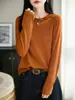 Novo top de tricô de lã solúvel em água para outono, gola redonda, estilo simples, suéter casual de manga longa fino, versátil para usar em camadas
