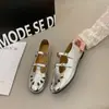 Sapatos Femininos Casuais, Sapatos Mary Jane de Couro Vazados Estilo Retrô Francês, Sapatos Femininos Versáteis para Primavera e Verão, Sapatos de Couro Macio com Solado Macio