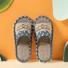 Pantuflas para niños de interior nuevas pantuflas para el hogar piso de madera antideslizantes sandalias de baño pantuflas de lino de dibujos animados al por mayor