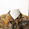 Novo conjunto de colete estilo chinês, um traje de três peças para mulheres de meia-idade e idosas, com um design moderno e que rejuvenesce, feito de luxuoso tecido de veludo, perfeito para mães estilosas