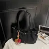 Bolsa de Axila Estilo Preguiçoso Retrô para Mulheres 2025 Nova Bolsa Tote de Camurça de Grande Capacidade Bolsa de Ombro Simples para o Dia a Dia