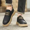 Zapatos para Hombre Color Sólido Suela Gruesa Casuales Estilo Retro Modernos de Corte Bajo con Cordones Tenis para Estudiantes Viajes al Aire Libre Venta al por Mayor