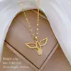 [Acero de titanio] Elegante collar de diamantes con diseño de búho hueco, cadena de clavícula para mujer, cadena de acero de titanio.