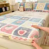 Cubierta de Cama de Felpa Gruesa de Doble Cara Pieza Única Invierno para Cama Infantil Copo de Nieve Terciopelo Protector de Colchón Cubierta de Colchón para Dormitorio de Estudiante