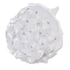 Buquê de Casamento com Botões de Rosa, Flores de Pérola Falsa e Enfeites de Diamante, Flores Feitas à Mão, Presente de Casamento para a Madrinha da Noiva