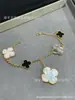 Pulsera Flor de Trébol de Cuatro Hojas Vanjia Tamaño Aleatorio para Mujer Ins Chapado Grueso Oro Rosa 18K Ágata Roja Ágata Negra Pulsera Venta al por Mayor