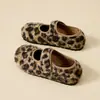 Pantuflas de algodón estilo Mary Jane de felpa Lidani para mujer, nuevos zapatos peludos cálidos de interior para invierno con forro polar añadido