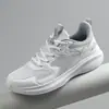 Venta al por mayor de fábrica de zapatos de talla grande transfronterizos, zapatillas deportivas para hombre y mujer, zapatos casuales de comercio exterior, zapatos de malla ligeros, zapatillas de correr de moda