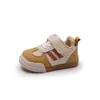 Novos sapatos funcionais respiráveis, de sola macia e antiderrapantes para primavera e outono de 2026 para meninas, sapatos leves para bebês para meninos, idades 0-3