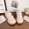 Zapatillas blancas de suela gruesa para mujer, nueva colección primavera 2026, zapatillas de entrenamiento alemanas estilo estudiante, zapatillas casuales sin cordones