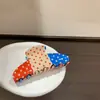 Novos grampos de cabelo doces estilo francês, modernos e versáteis, presilhas de tubarão de luxo leve, acessórios de cabelo da moda e únicos, vendidos em alta no exterior, atacado