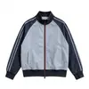 Chaqueta corta de bloques de color, estilo deportivo, cuello alto, con cremallera para mujer, nueva colección otoño 2026, diseño entallado, chaqueta sencilla, top de moda