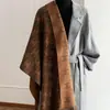 Elegante Moda Invierno 2025 Bufanda Cálida de Imitación Cachemir Doble Cara para Mujer, Chal Largo de Doble Uso y Calentador de Cuello