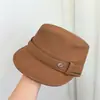 Estilo Coreano Principios de Otoño Nuevo Gorra de Béisbol de Visera Plana Estilo Caballero Gamuza Casual Retro Sombrero Ecuestre Hace que la Cara Parezca Más Pequeña Gorra de Periodista