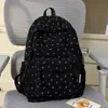 Mochila Escolar Texturizada Nova 2026 com Laço de Veludo, Única e Versátil, Mochila de Viagem de Grande Capacidade