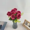 7 Ramos Pequeños de Rosas Artificiales, Estilo Escandinavo Romántico Flores Artificiales de Mano, Decoraciones para Sala de Estar del Hogar, 7 Rosas Artificiales