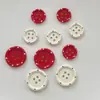 Nuevo Punto de Goteo Rojo Blanco Roto Botones Redondos Materiales Hechos a Mano DIY Accesorios de Ropa Botones Funda de Teléfono Móvil Flores para Zapatos