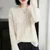 Primavera y verano nuevo lana redondo cuello tejido estilo coreano manga larga hueco ganchillo diseño simple capa interior ropa de mujer