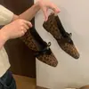 Zapatos Chuyuji estilo francés con plataforma cuadrada y punta cuadrada para mujer, novedad primavera y otoño 2026 estilo de hada, adecuados para combinar con vestidos para ocasiones de noche.