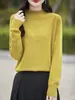 Nuevo modelo primavera 2026 suéter de punto liso de algodón puro con cuello semi-alto, suéter de punto de manga larga para mujer