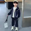 Conjunto de Primavera para Niños con Cierre de Cremallera, Nuevo Traje Deportivo con Cremallera de Dos Piezas de Moda Fresca para Niños Otoño 2026