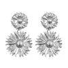 Diseño de moda transfronterizo europeo y americano, metálicos, brillantes, aretes plegables, aretes geométricos de pétalos vintage para mujer