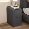 Mesa de Cabeceira Moderna Simples Estilo Creme 2026, Modelo Novo Ultrarraso com Três Camadas, Armazenamento de Quarto de Luxo Leve, Uso Doméstico na Mesa de Cabeceira