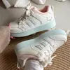 Zapatillas Deportivas de Alta Apariencia para Mujer 2025 Nuevos Zapatos de Algodón con Suela Gruesa de Invierno, Zapatos Deportivos con Forro Polar Añadido y Engrosados para Abrigo