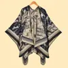 Venta Directa Comercio Exterior Moda Otoño e Invierno Bufanda Chal Graffiti Retro Dividido Chal Cálido Capa Poncho Chales