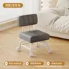 Taburete pequeño de rueda universal sala de estar ruedas taburete bajo silla de apoyo para caminar para niños baño de pies taburete redondo ruedas elevables moderno minimalista