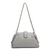 2026 Nuevo Bolso de Mano Tejido Hecho a Mano, Bolso Nube Personalizado, Moderno Bolso de Cadena Clip Shell para Mujer de Hombro Cruzado