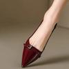 Sandálias Baotou Elegantes Socialites Salto Alto Francês Feminino Salto Agulha com Saia Desgaste Uma Palavra Boca Rasa Sapatos de Camada Única com Estilo Chanel Pequeno