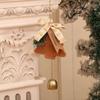 Decoraciones de Navidad colgante de campanilla pequeña lazo fieltro árbol de Navidad colgante de puerta de coche colgante de carillón de viento
