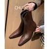 Botines Chuyuji para Mujer 2026 Otoño/Invierno Tacón Medio Botines Chelsea Versátiles Botas de Tacón Grueso Botas Martin de Punta Afilada de Moda
