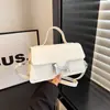 Bolsa Pequena com Padrão de Crocodilo para Mulheres 2026 Novo Modelo Cor Sólida Nicho High-End Simples Versátil Bolsa de Ombro de Braço