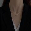 Collar Doble V Femenino Estilo Coreano Diseño Nicho Femenino Sencillo Lujo Ligero Cadena Clavícula Moda de Alta Gama Estilo Frío Suave