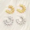 Pendientes Trenzados Irregulares de Diente de Sierra Retro de Nueva Moda Europea y Americana Chapados en Cobre con Oro Real Pendientes de Personalidad y Temperamento para Mujer Venta al por Mayor