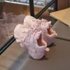 Tênis Masculino Primavera 2026 Novo Modelo Infantil Casual Branco Sapatos Pai para Meninos Mais Velhos Tênis de Corrida com Solado Macio