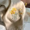 Bufanda Nueva de Lana Bordada para Mujer en Otoño e Invierno Bufanda Roja de Cachemira Estilo Chino Regalo de Cumpleaños para Madres y Personas Mayores