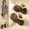 Botas de Neve com Solado Grosso para Aumentar a Altura para Mulheres, Novo Estilo Inverno 2026, Botas Curtas Aconchegantes com Forro de Lã e Espessura Extra, Sapatos Quentes de Algodão com Plataforma para Pessoas Baixas