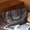 Bolsa de Hombro Individual Retro Casual Nueva para Otoño e Invierno Bolso Debajo del Brazo Cuero de Vaca Curtido Vegetal Capa Superior Gran Capacidad Bolsa de Tote Perezosa para Viajes