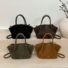 Bolsa Tote Saco Vintage de Grande Capacidade para Mulheres 2025 Inverno Nova Tendência Luxo Leve Estilosa Exquisite Bolsa de Ombro/Axila