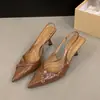 Sandálias Mule Pretas de Salto Alto Estilo Francês de Nicho para Mulheres, Novos Sapatos Sociais Elegantes de Bico Fino para o Verão 2025