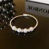 Pulsera Elegante de Circonita Super Flash Transfronteriza Pulsera de Perlas de Doble Capa de Alta Calidad para Mujer Pulsera de Perlas Envueltas de Múltiples Capas con Pedrería