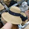 Sombrero de Paja Lafite Tejido a Mano Súper Fino para Mujer Protección Solar de Verano Correa de Lazo Vacaciones en la Costa Sombrero de Pescador de Paja Moderno